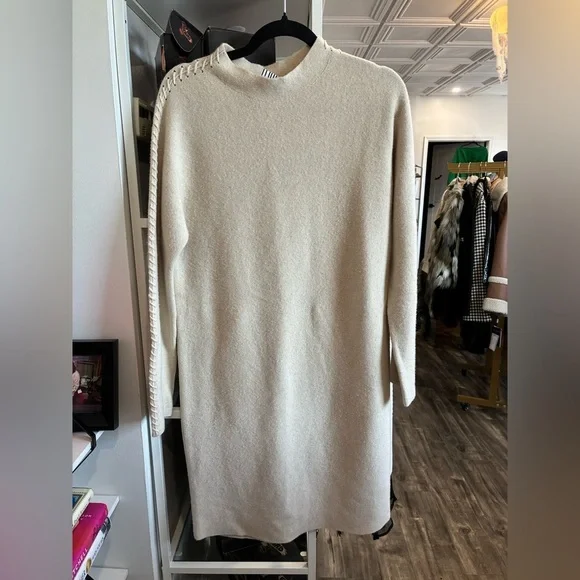 Theory Kimono Turtleneck Dress in Felted Wool-Cashmere size M - Picture 3 of 10